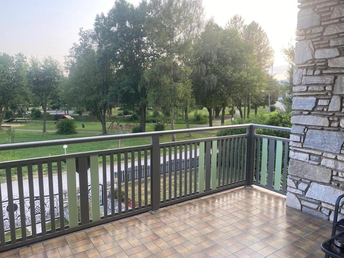 Apartment Mit Parkblick Gratkorn Eksteriør billede